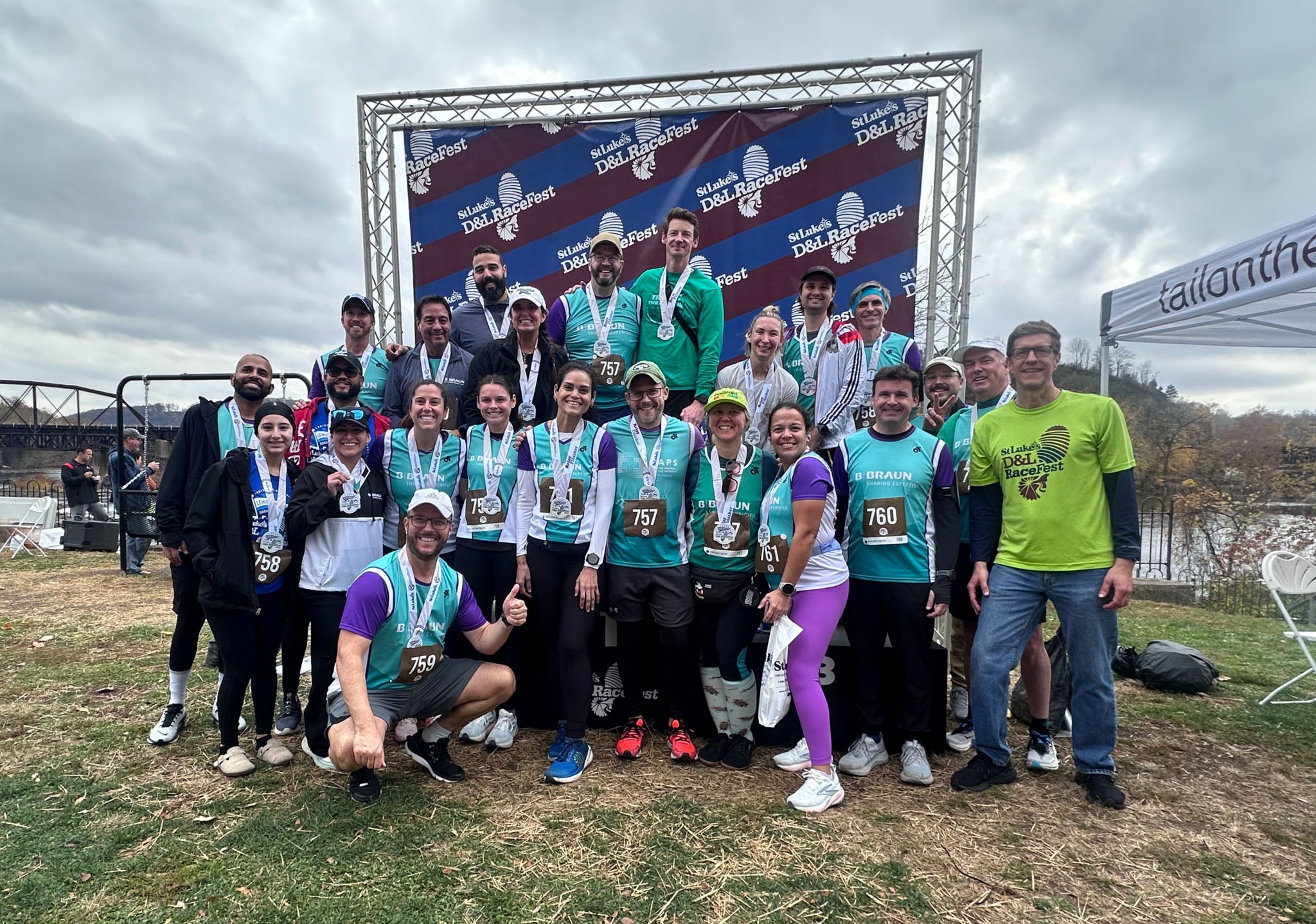 B. Braun employees participating in the 2025 St. Luke’s D&L RaceFest, gathered for a team photo after the race.